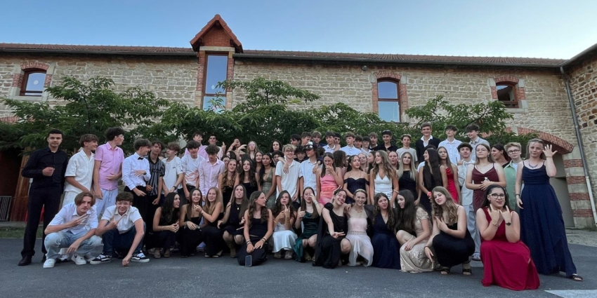 Le Bal de Promo du Cap’Ados : une réussite saluée par Mond’Arverne Communauté !